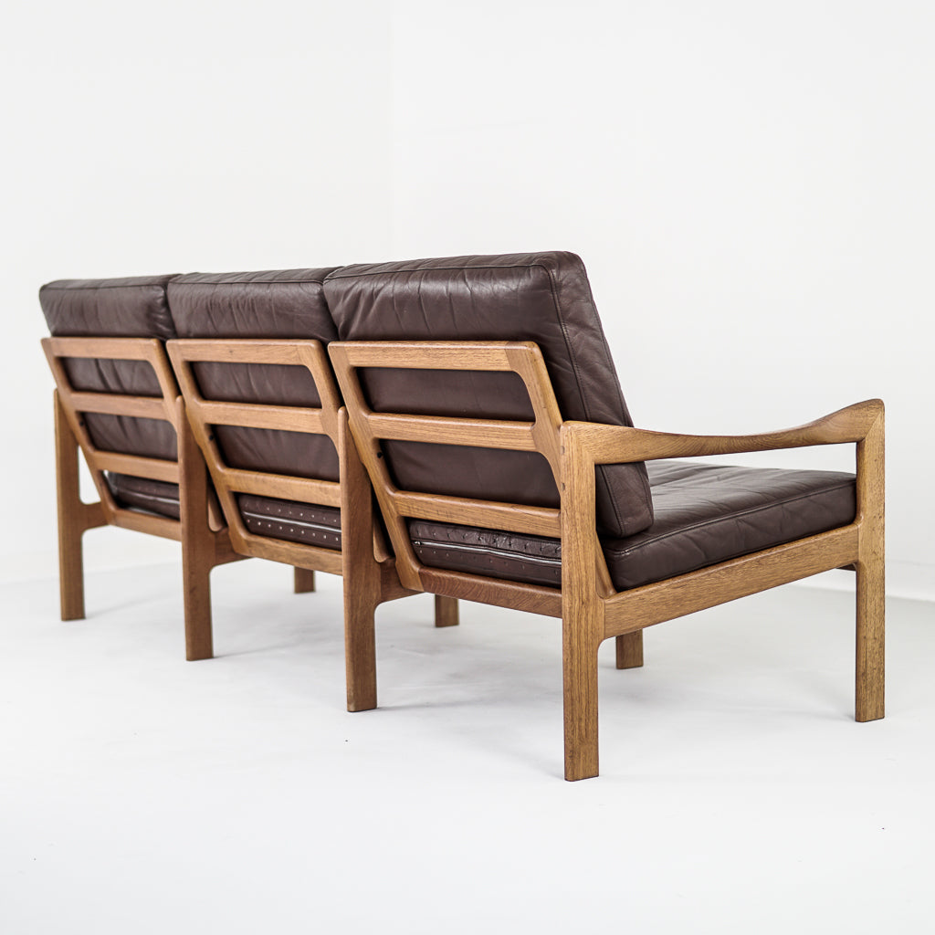Scandinavian Modern Leather and Teak Wood 3 Seat Sofa | Illum Wikkelsø | Eilersen | Denmark |1960s