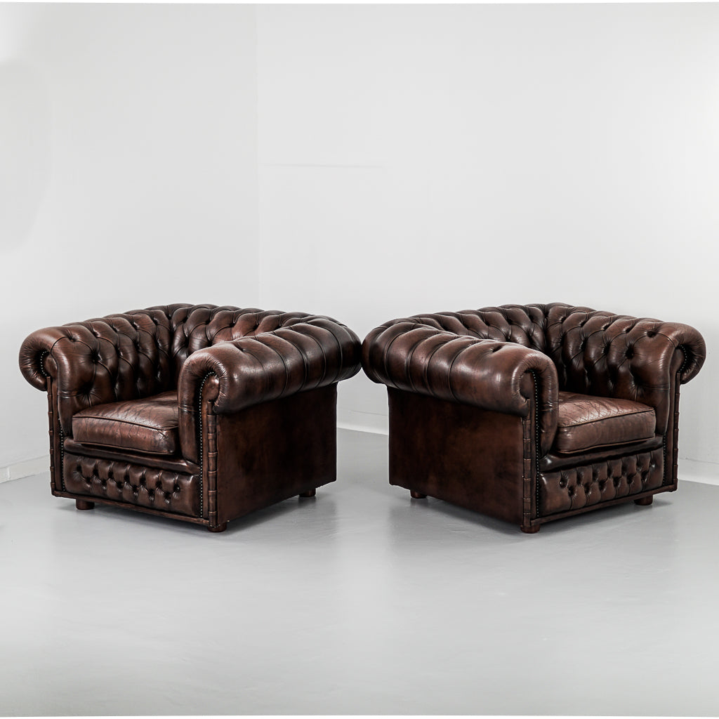 Chesterfield leather armchair | England | 1950s