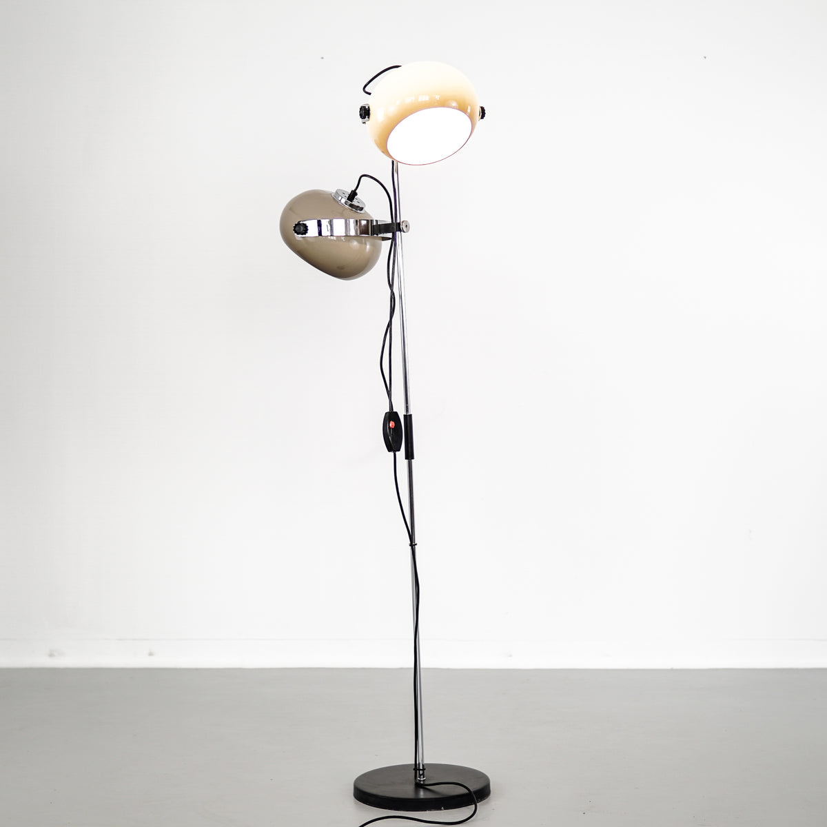 Dykstra Floor Two Lamps | Smoked Tan | 1970&#39;s | Netherlands