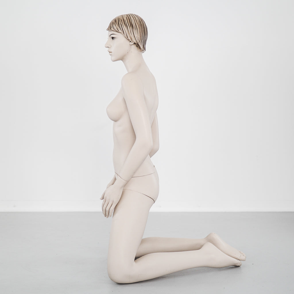 Kneeling Mannequin | Resin/Polyester | Netherlands | 2000&#39;s
