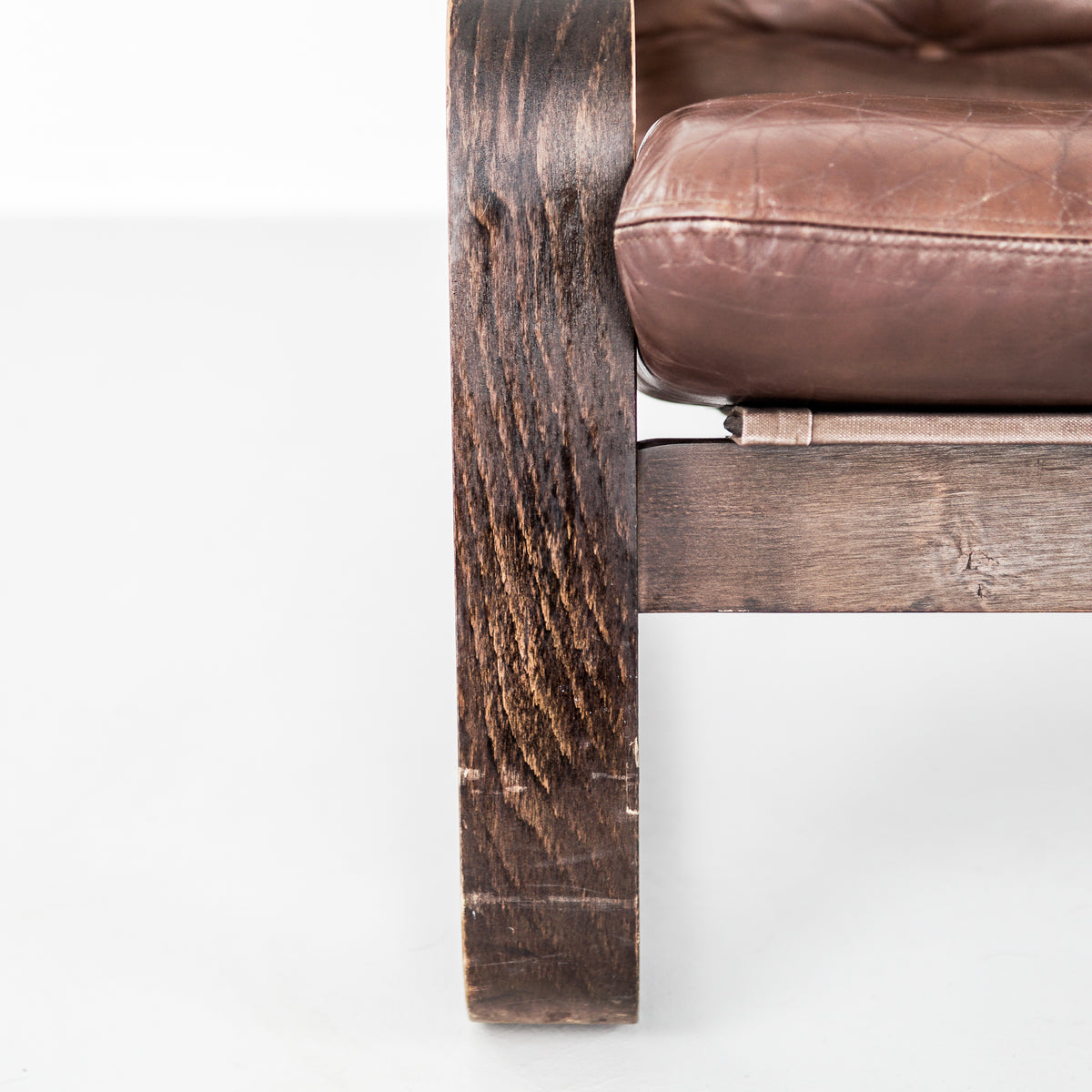 Druir Leer Brown Leather Chair
